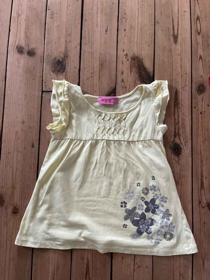 Lot de deux T-shirts, trois ans - photo numéro 2