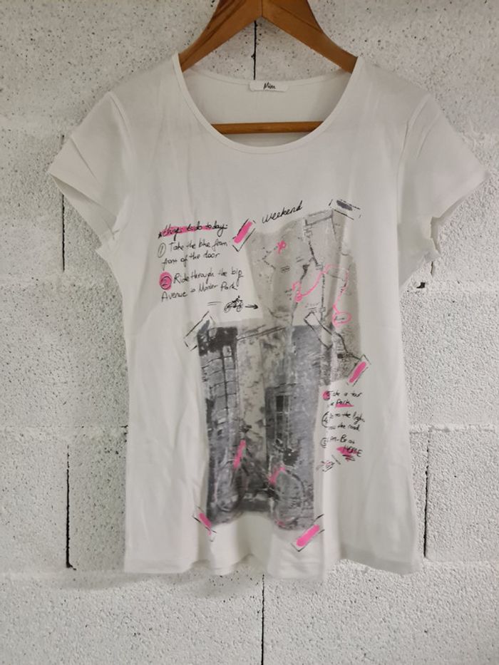 Tee shirt motif
