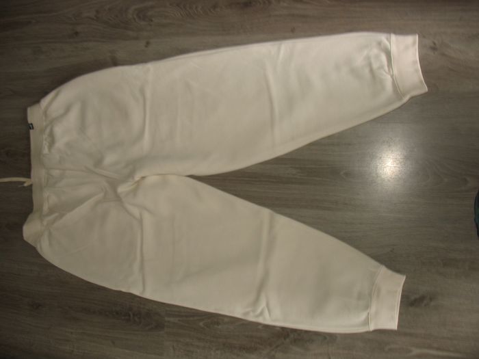 JOGGING 2 PCS : SWEAT SHIRT + PANTALON ÉCRU "PUMA" - TAILLE L - n°01 - photo numéro 9
