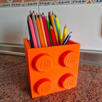 Pot à crayons Lego orange
