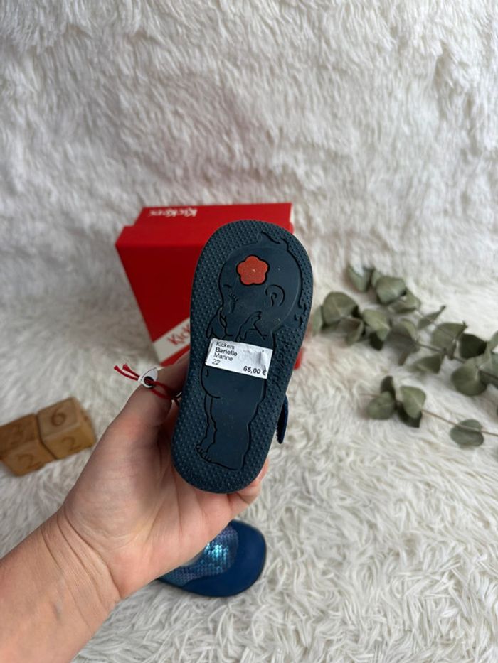 Paire de babies Kickers taille 22 - photo numéro 4
