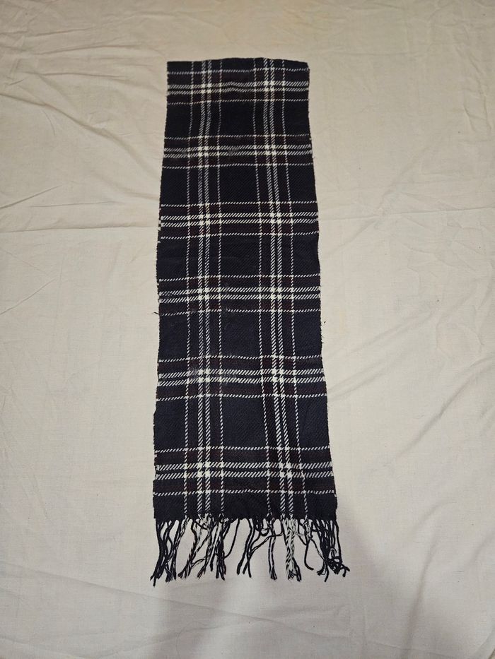 Écharpe burberry - photo numéro 4