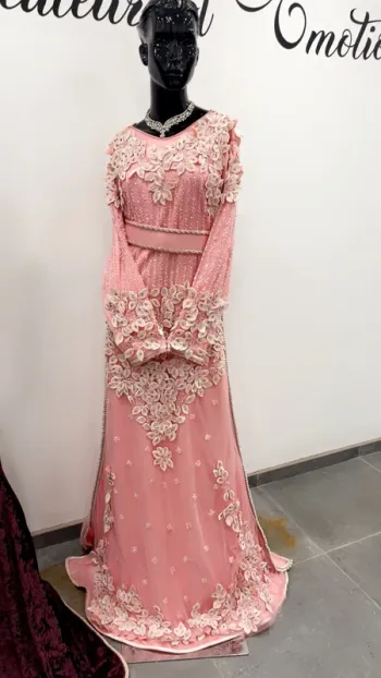 Superbe caftan tissu haute gamme pour mariée ou invité