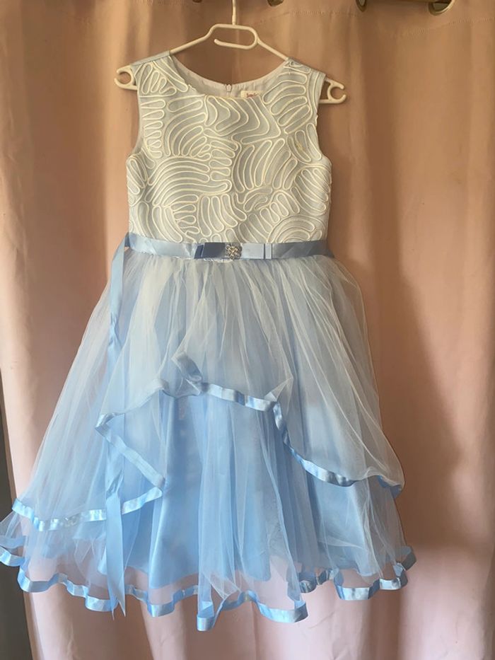 Magnifique robe de cérémonie pour Baptême, mariage, communion - photo numéro 2