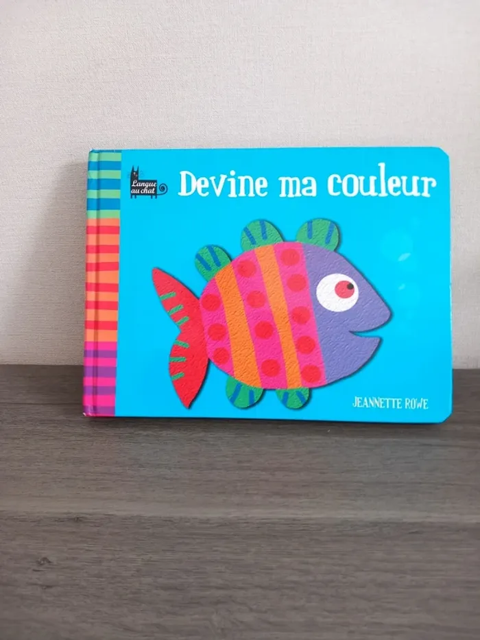 Livre pour bébé Devine Ma Couleur en TBE