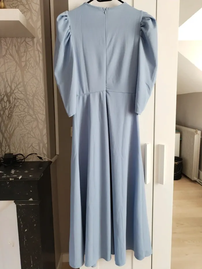 Robe longue bleue - photo numéro 2