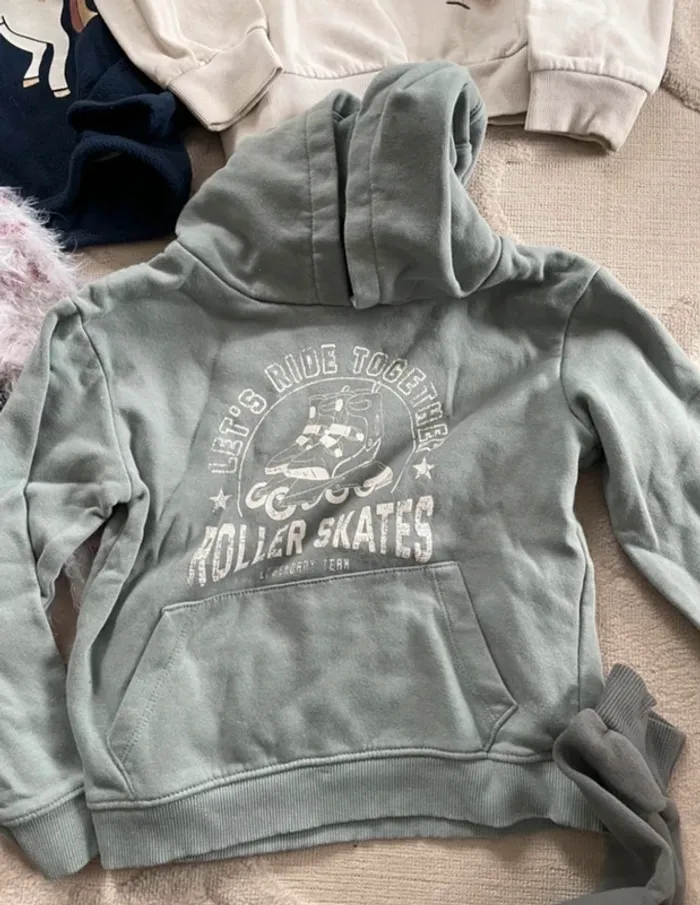 Lot de 9 haut pull sous pulls en bon état. 8 ans - photo numéro 10