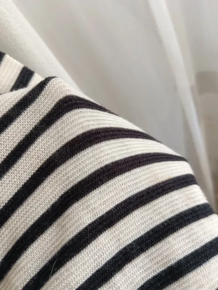 Sandro "Pull fin marinière" t. S - photo numéro 3