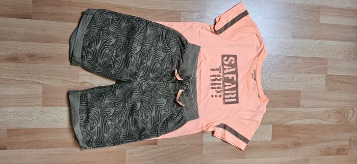 Lot vêtements garçon 8 ans - photo numéro 9