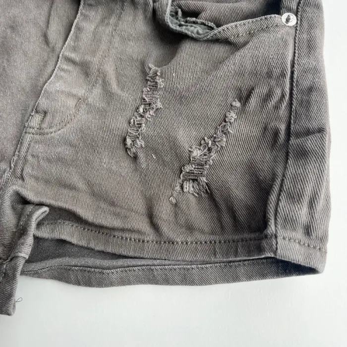 Short en jean kaki/gris - photo numéro 3