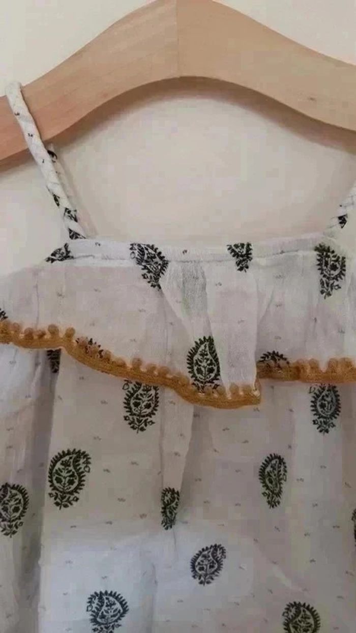 Robe 5 ans Gémo - photo numéro 3