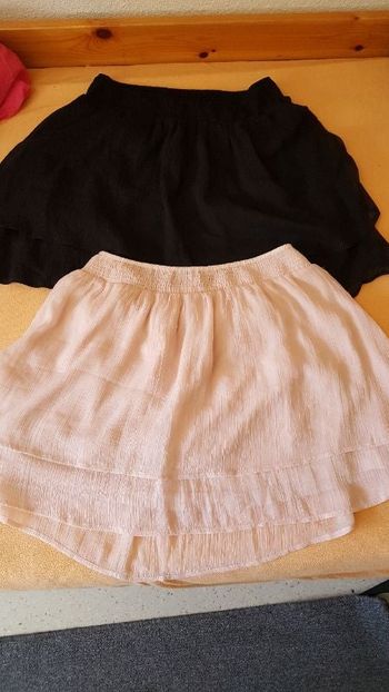 2 jupes Vera Moda taille M