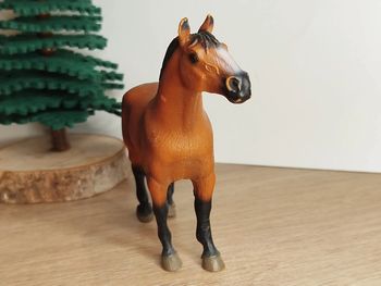 Bullyland Figurine équidé Etalon