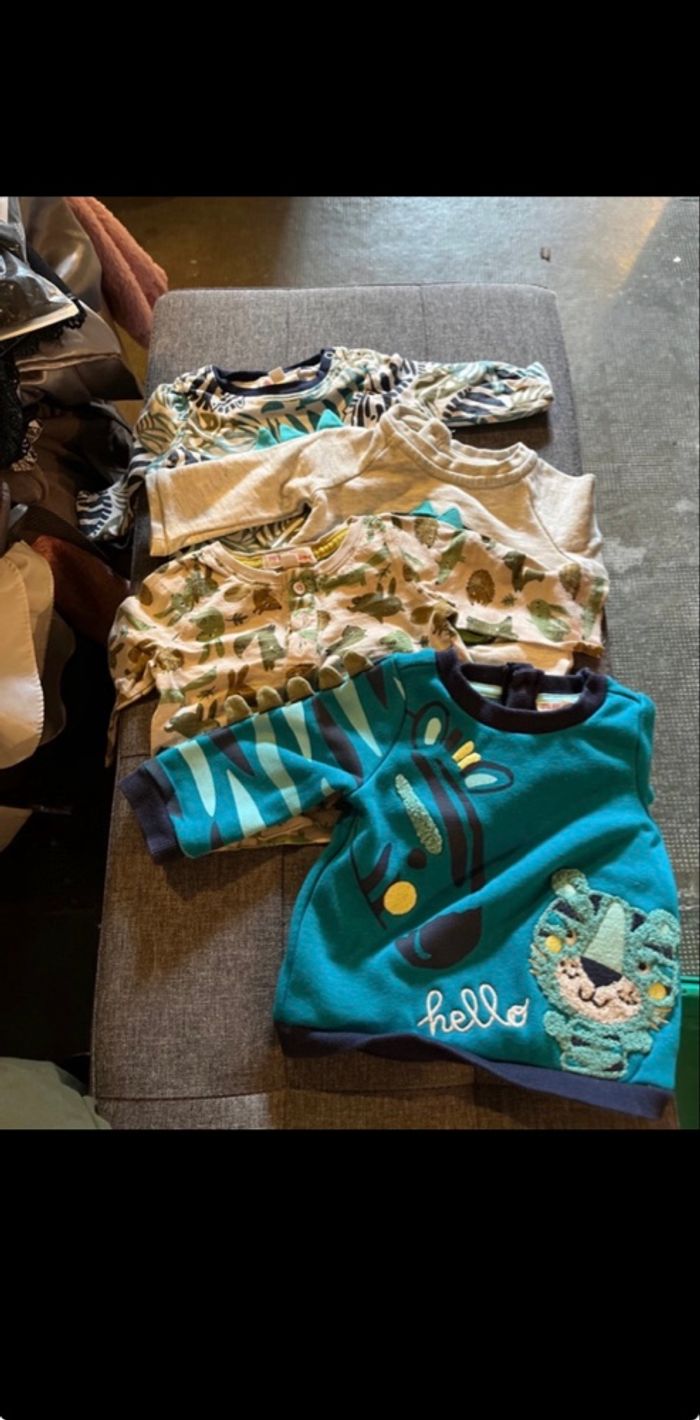 Lots vêtements 3 mois