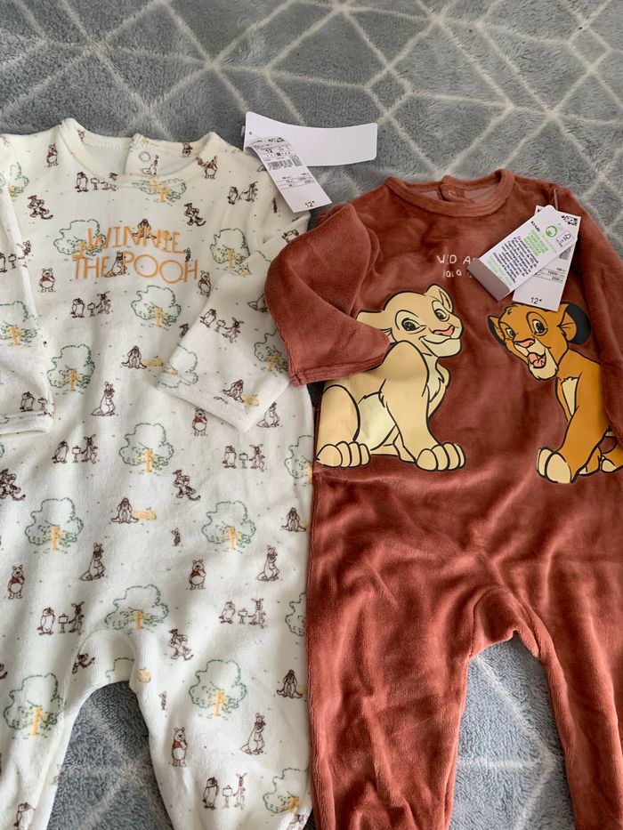 Lot de 2 pyjamas disney mixte en velours taille 12 mois - photo numéro 2