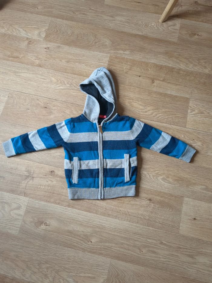 Veste à capuche