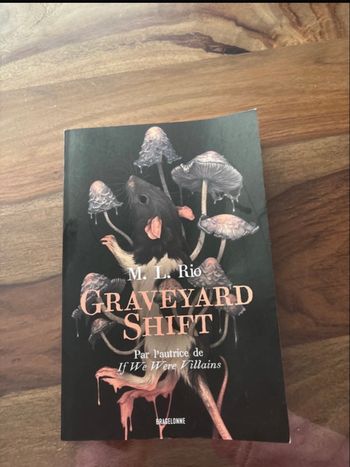 Livre Graveyard Shift