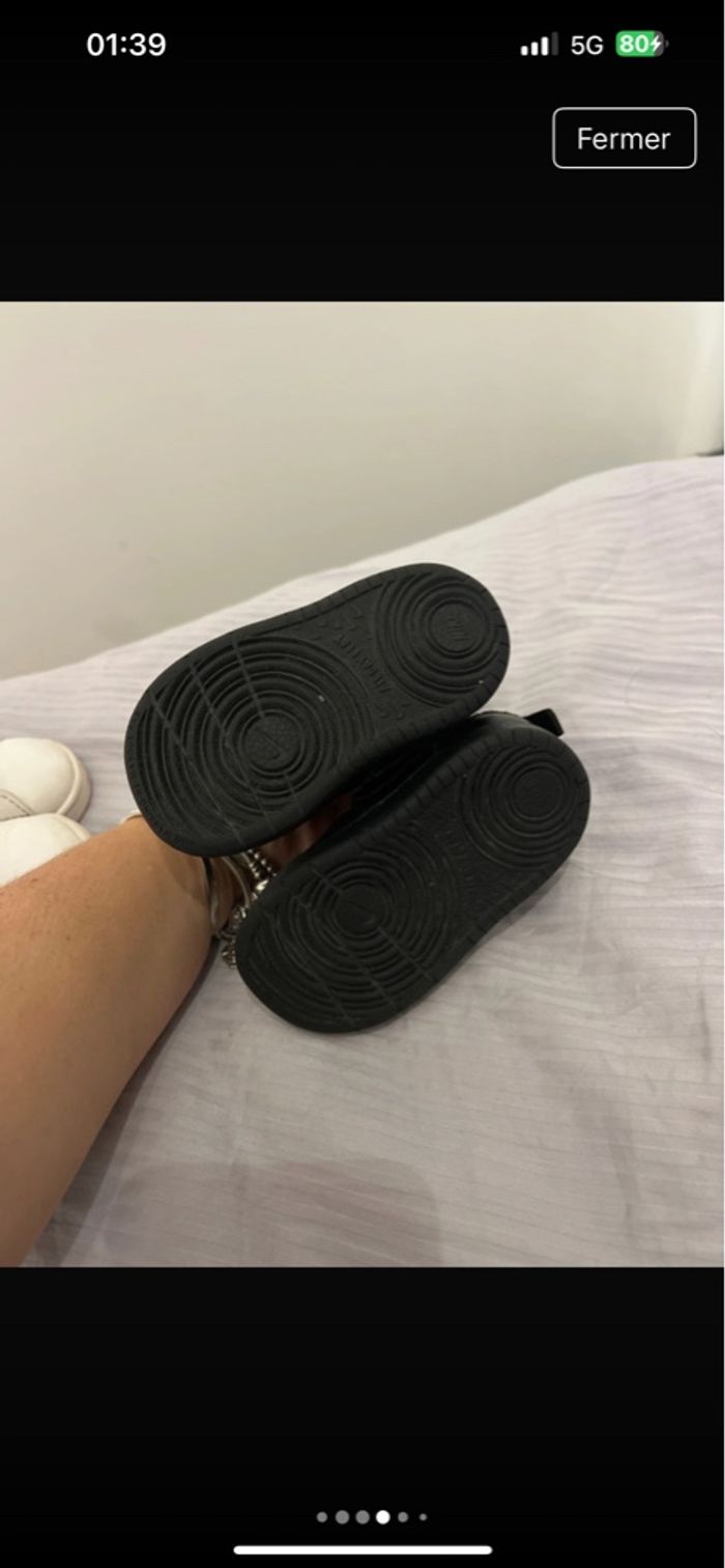 Basket bébé Nike air force one taille 19.5 noir - photo numéro 4