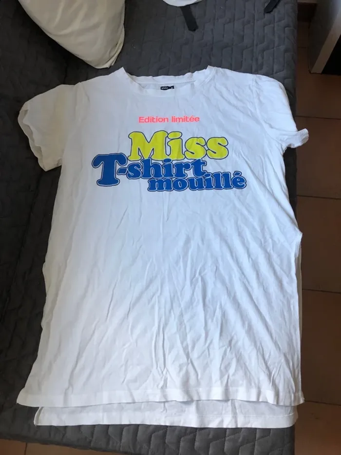 T-shirt Undiz en taille M