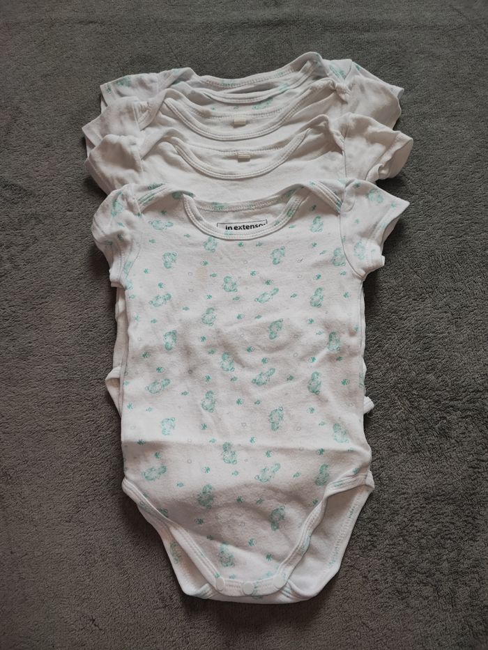 Lot de 5 bodies 24 mois (86cm) - photo numéro 2