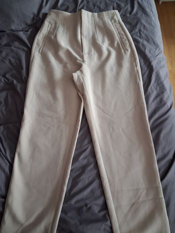 Pantalon Stradivarius 
