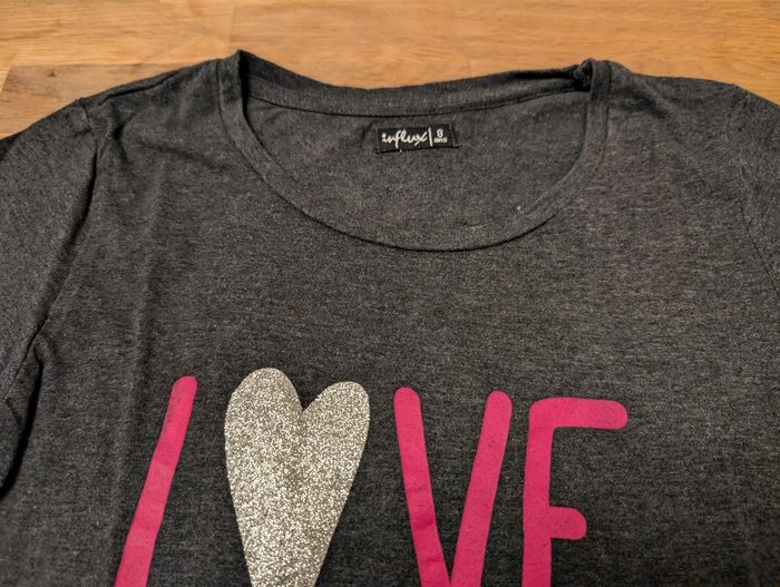 T-shirt Love fille 8 ans influx neuf sans étiquette - photo numéro 4