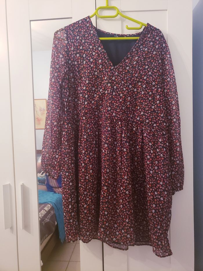 Robe 👗 Kiabi taille L 4€