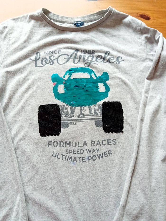 Tshirt manche longue 12ans 💙 - photo numéro 3