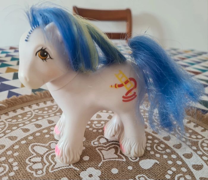 Petit Poney g1 chief grand frère chef