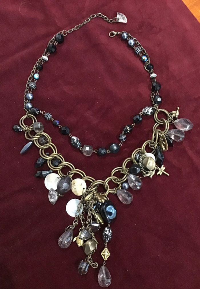 Superbe plastron vintage. Années 80/90