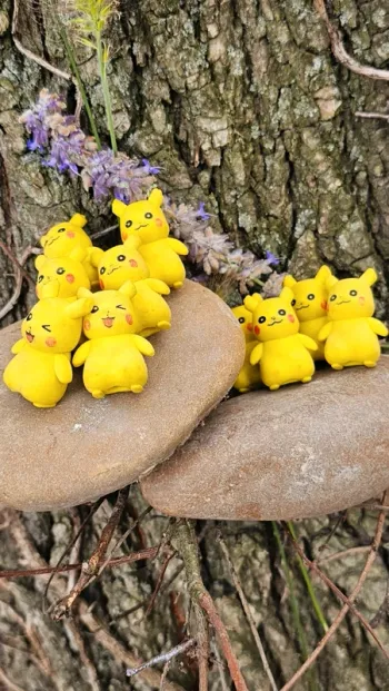 Super lot de 10 figurine Pokemon pikachu effet gomme