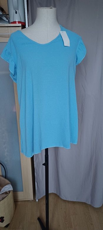 Très jolie blouse femme T U 