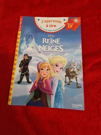 Livre j'apprends à lire la reine des neiges