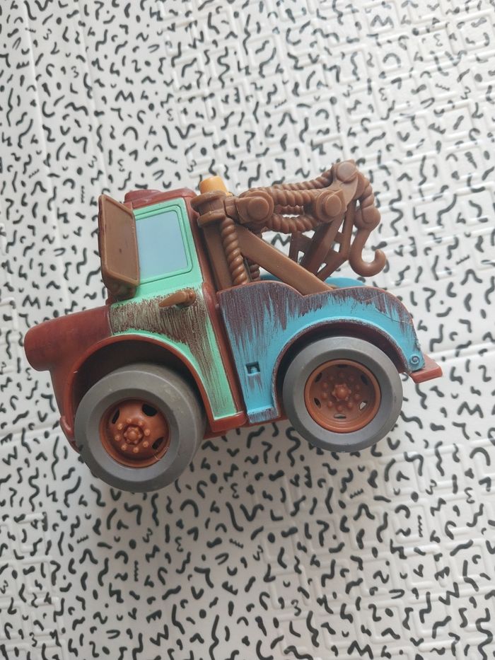 Disney Pixar Cars – Martin la dépanneuse - photo numéro 6