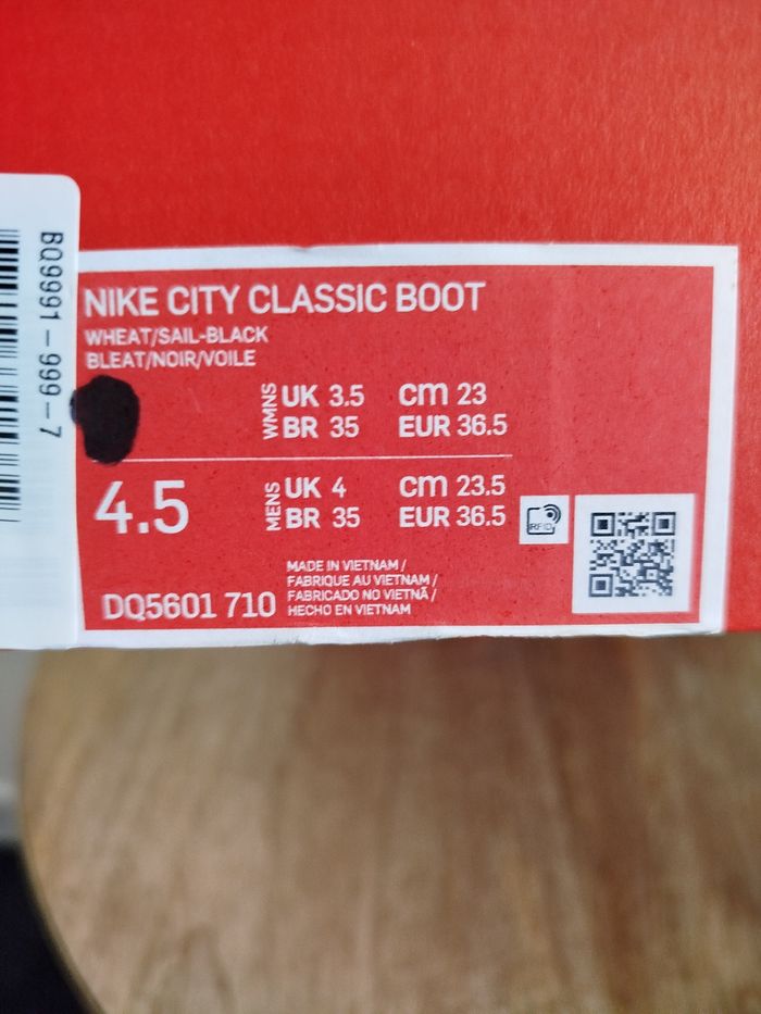 Boots Nike T 36,5 - photo numéro 10