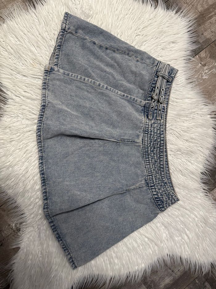 Jupe plissé en jean jamais porté taille 44 - photo numéro 3