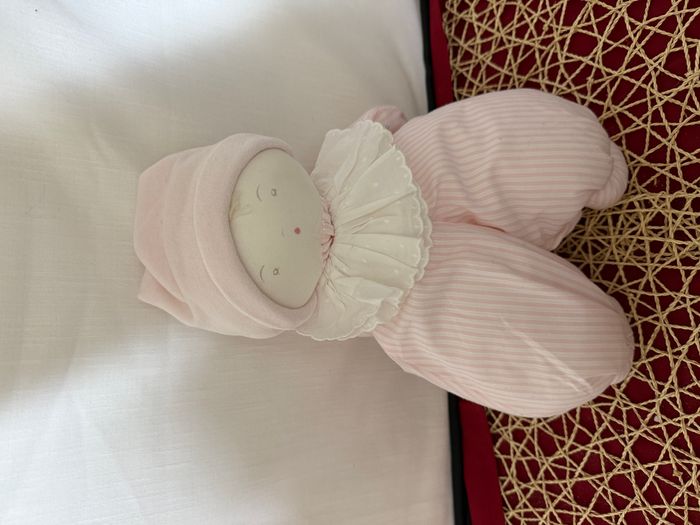 POUPEE LUTIN MOULIN ROTY DOUDOU ROSE RAYE COL BLANC GRELOT - photo numéro 5