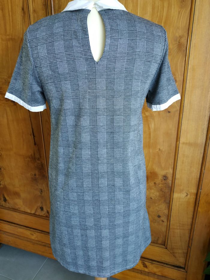 Robe courte manches courtes à carreaux - photo numéro 3