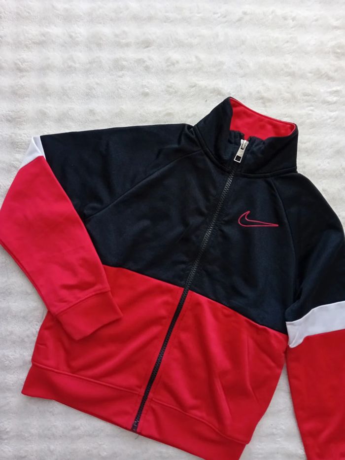 Gilet garçon 6/7ans Nike 🖤 - photo numéro 2