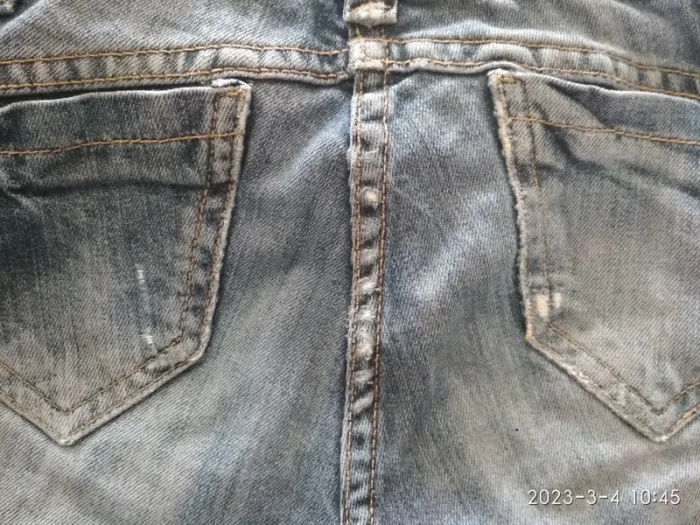 Lot jeans et t shirts fille 7/8 ans - photo numéro 8