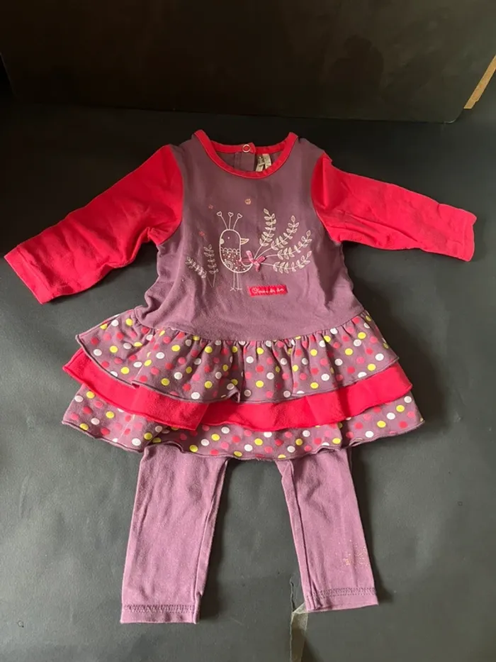 Tenue fille très bon état 3 mois
