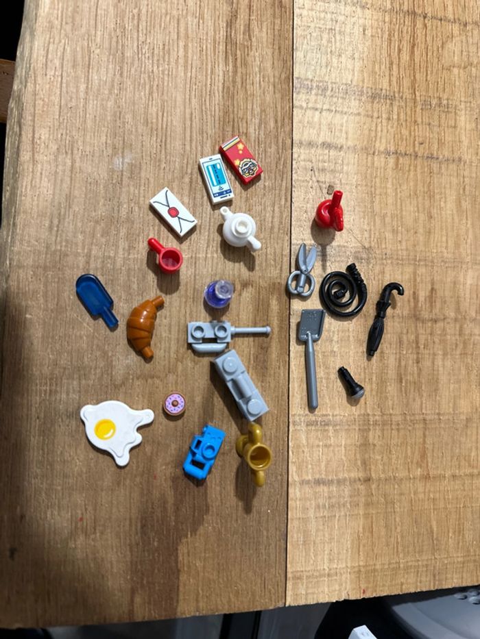20 accessoires divers lego pour figurines - photo numéro 2
