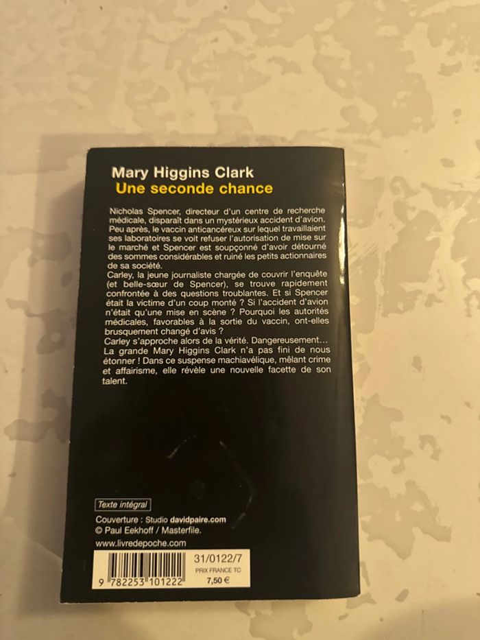 Livre une seconde chance - mary Higgins Clark - photo numéro 2