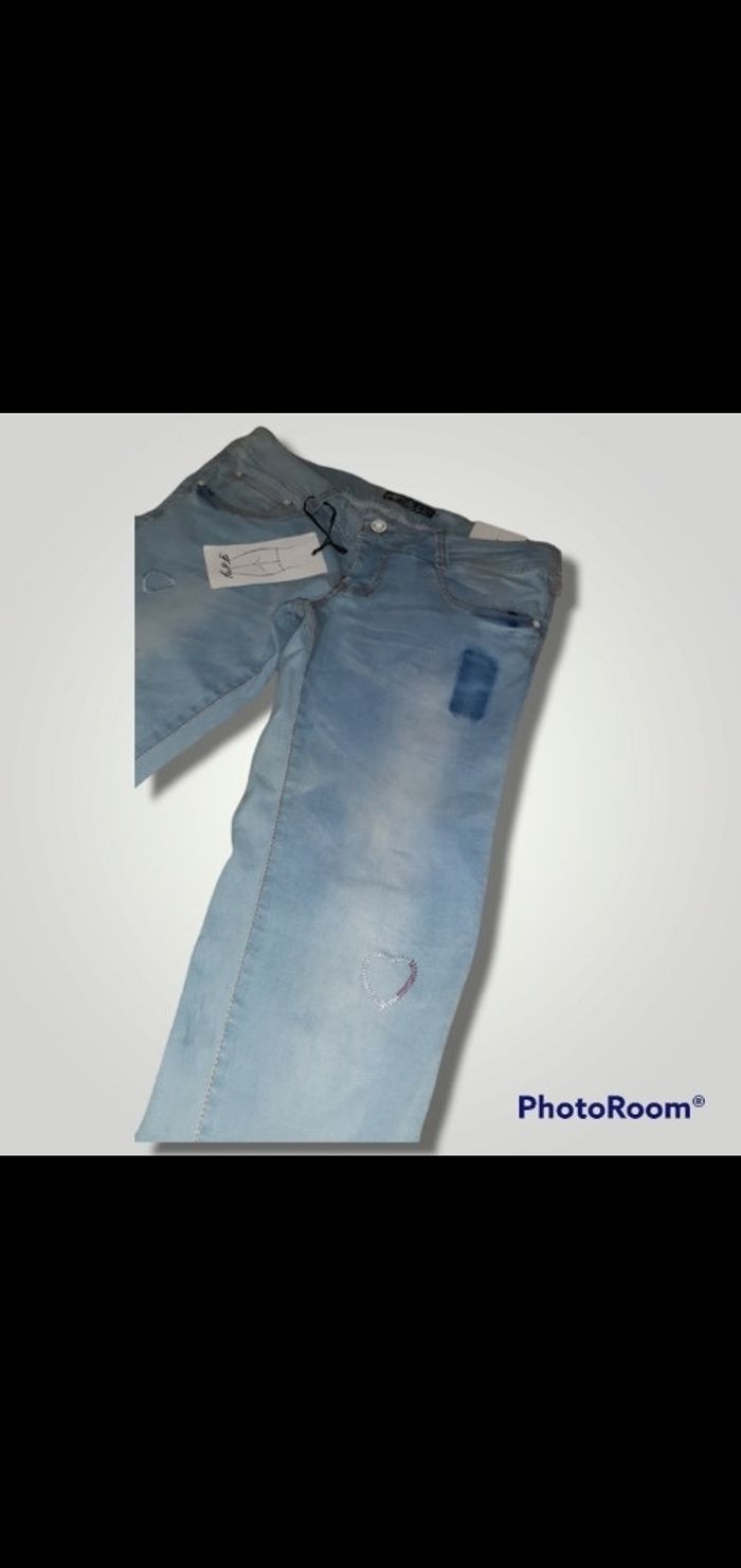 Jeans neuf 🌟 - photo numéro 3