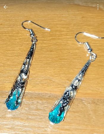 Boucles d'oreille goutte turquoise neuves