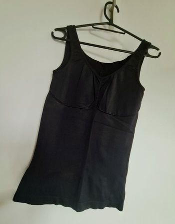 Débardeur gainant noir sculptant / amincissant – Taille M