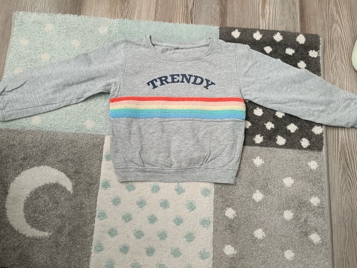 Pull fille 3 ans