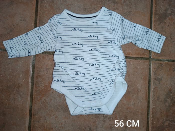 Body garçon 56CM