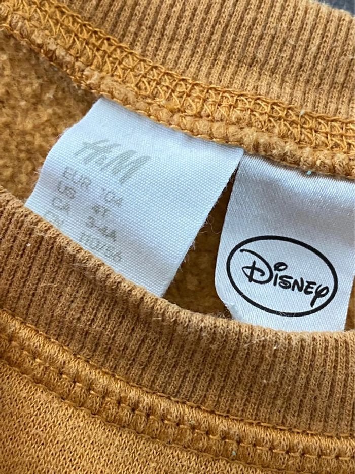 Sweat Mickey jaune moutarde H&M taille 3/4 ans - photo numéro 3
