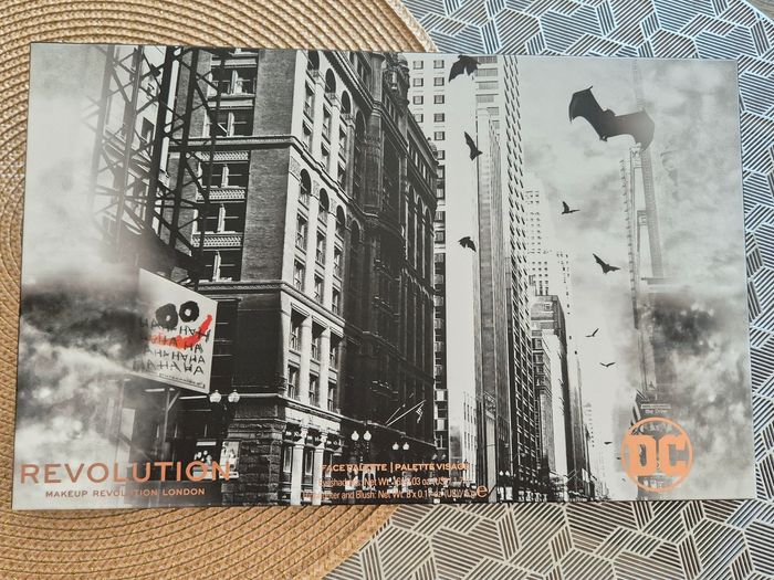 Palette fards et highlighter batman